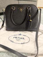 Prada Handtasche mit Staubbeutel