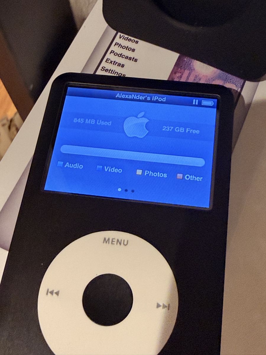 Apple Lecteur media portable: iPod Classic 256gb – Neuf (Voir description) à Sennhof par AlxUnder 2