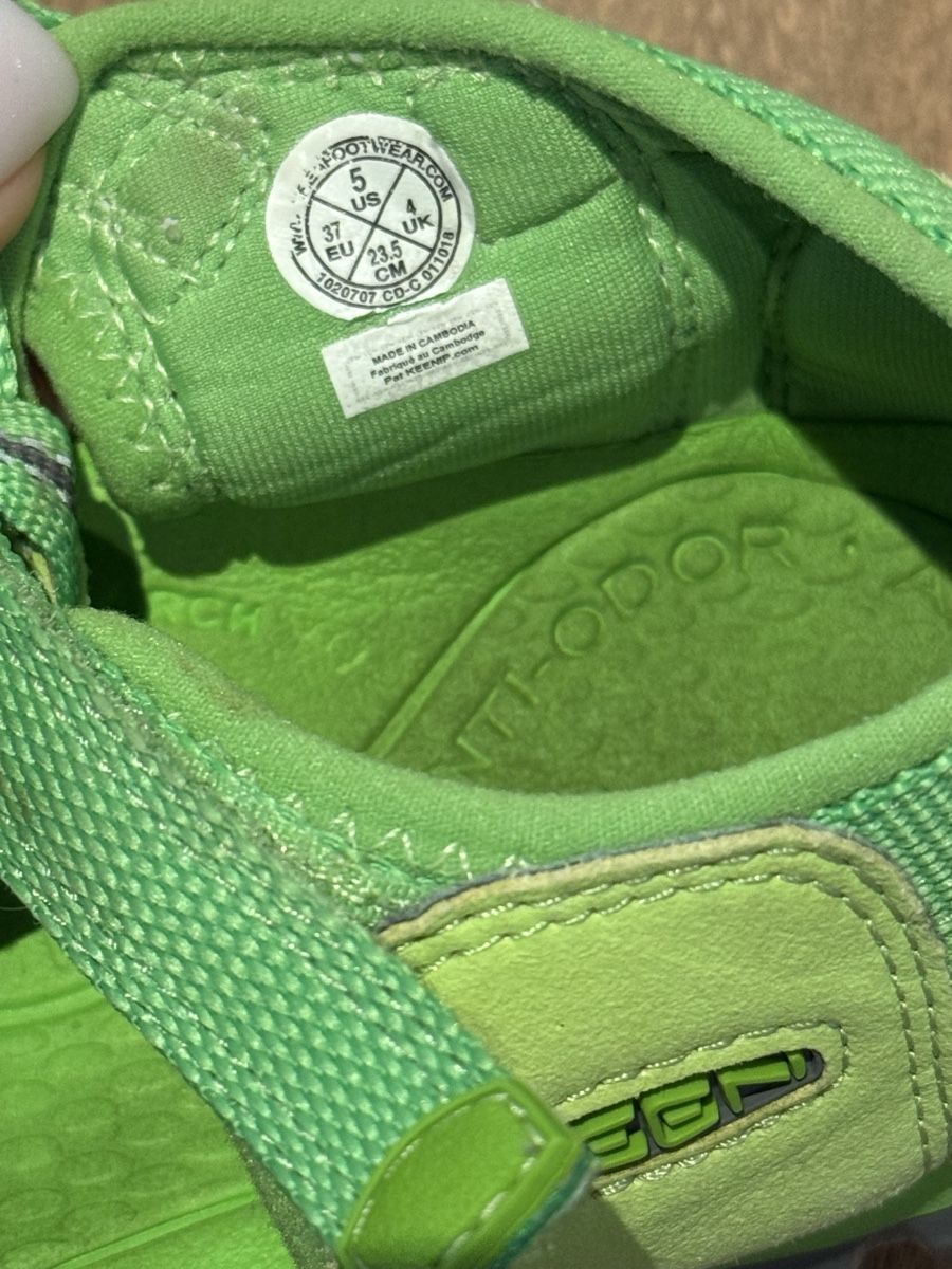 Keen Scarpe per ragazzi: KEEN Sommersandalen, Gr. 37 hellgrün – Usato da Ottenbach venduto da Suni_82 5