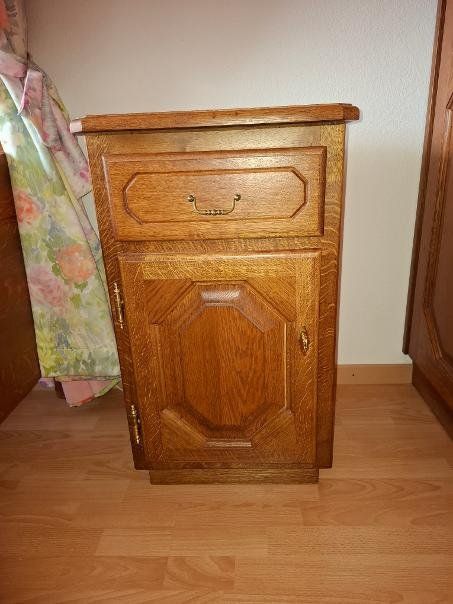 Betten: CHAMBRE À COUCHER COMPLÈTE EN CHÊNE – Gebraucht aus Courgenay von Periote00 9