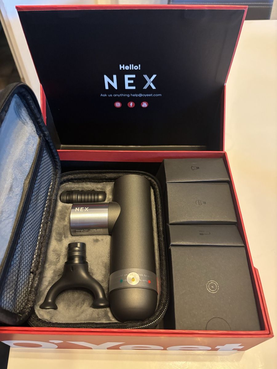 Dispositivi per massaggi: Professionelle Massage Gun – Nuovo e nell'imballaggio originale da Weiningen ZH venduto da EnzoE11 2