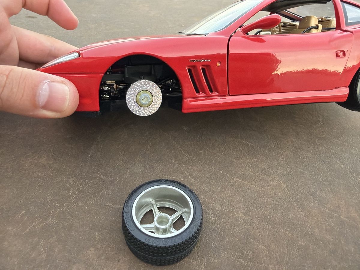 Bburago Modellini d'auto: Ferrari 550 Maranello - 1/18 - Bburago – Usato da Wolfwil venduto da Rolex1 7