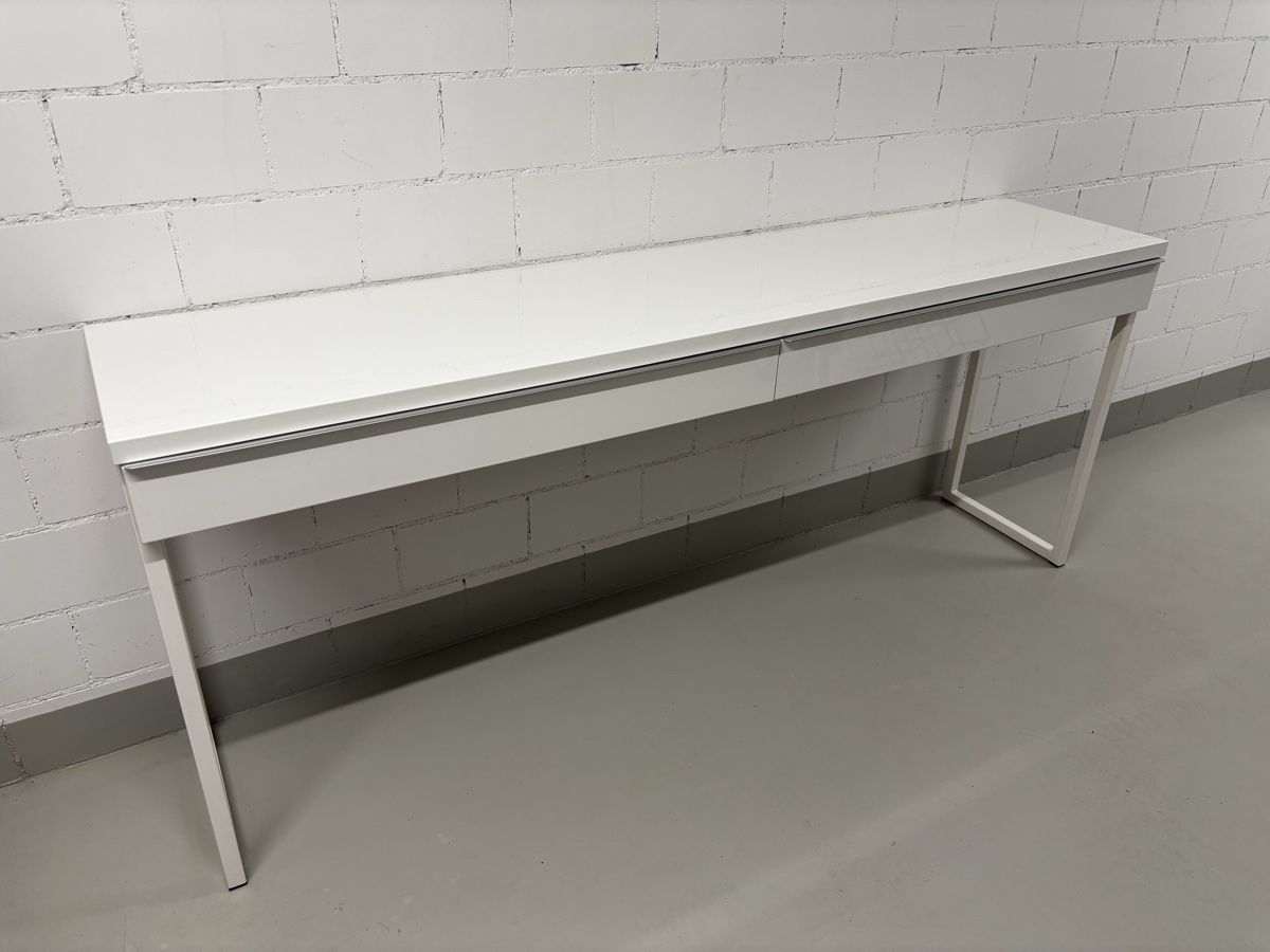 Scrivanie: IKEA Schreibtisch - top Zustand – Nuovo (secondo la descrizione) da Mammern venduto da SusanneJost 1