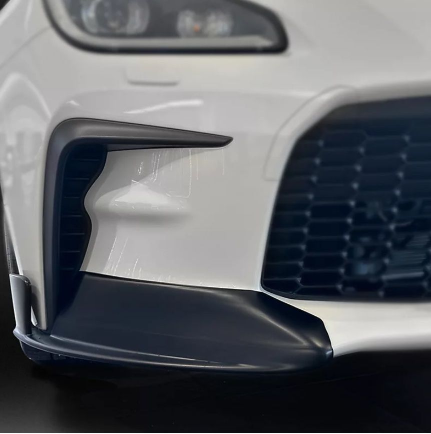 Toyota Toutes les pièces auto: Toyota GT-86 Frontflaps schwarz Drift Force Edition – D'occasion à Eglisau par Soulu