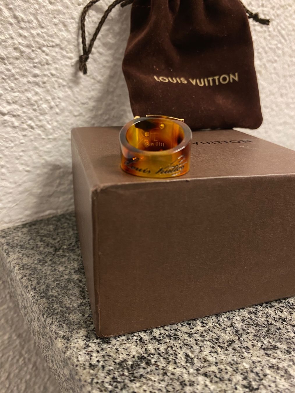 Louis Vuitton Ringe: Louis Vuitton Lock Me Ring L – Neu (gemäss Beschreibung) aus Winterthur von marisole4 1