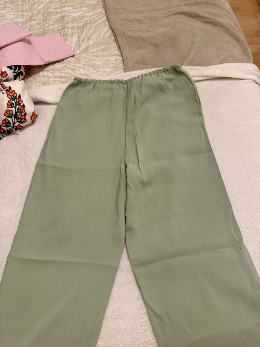 Mango Pantaloni: Mintgrüne Freizeithkse MNG – Nuovo (secondo la descrizione) da St. Moritz venduto da ari_9fcv 2