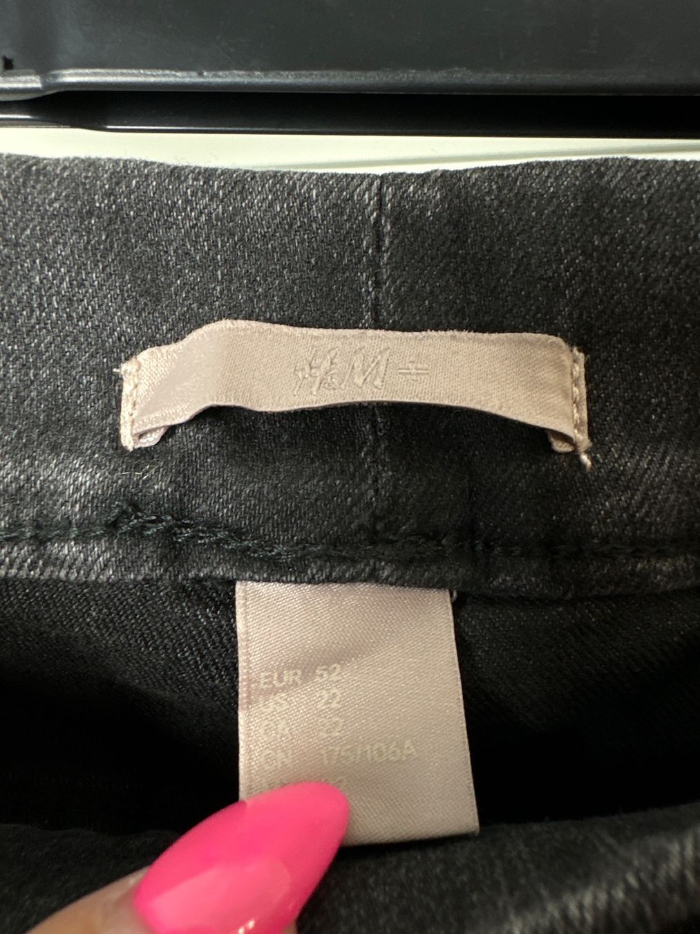 H&M Jeans: Jeans von H&M Grösse 52 – Usato da Aarburg venduto da Tonija 1