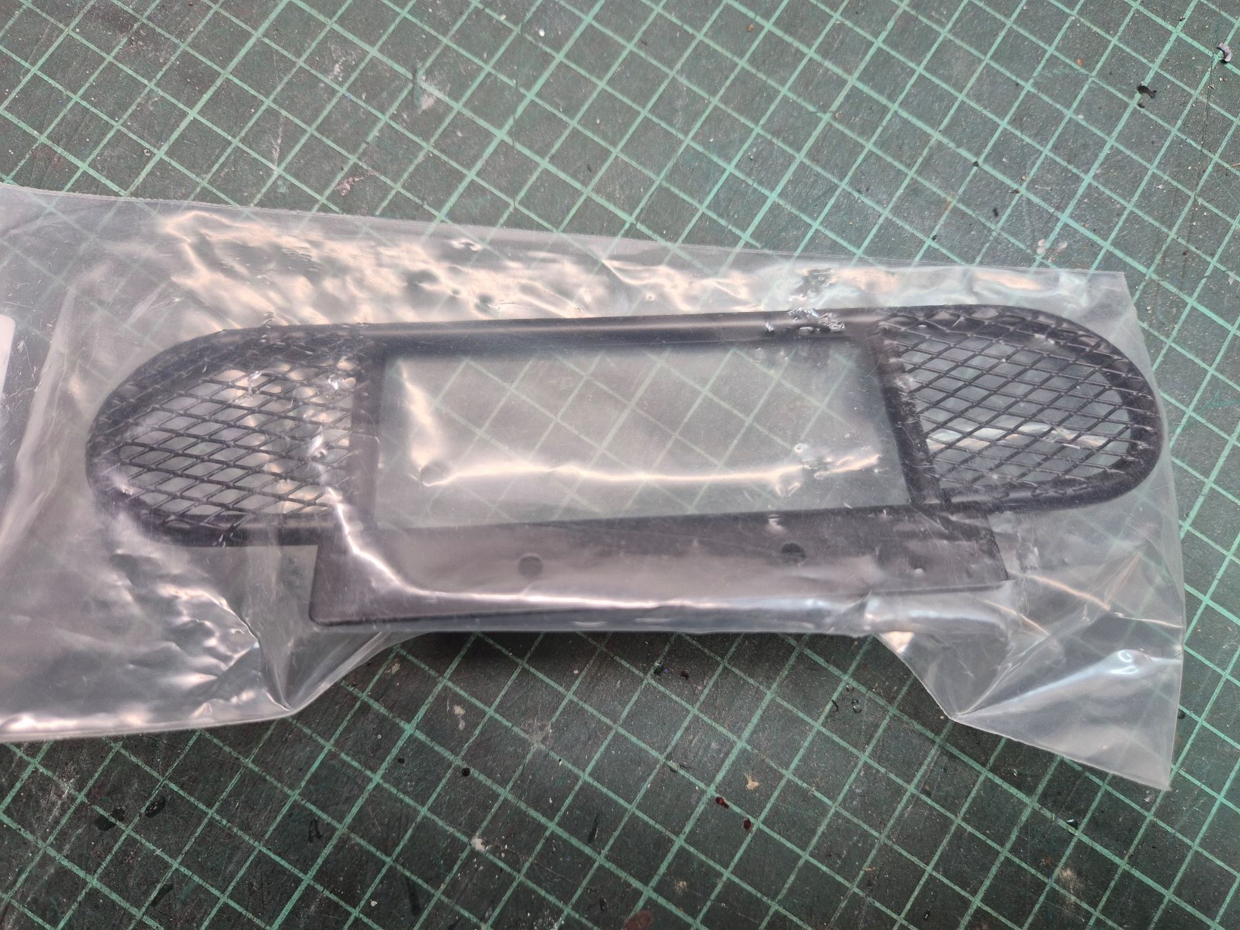 Modellismo RC: Frontbumper zu RC Landrover Defender 1/10 – Nuovo (secondo la descrizione) da Bremgarten AG venduto da Beever 1