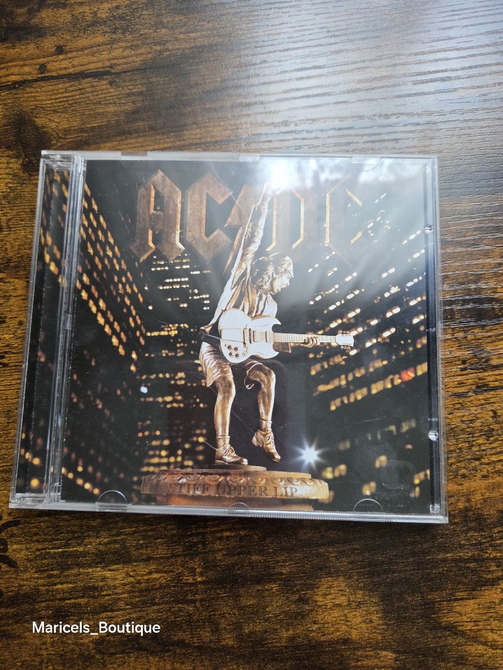 CDs: AC/DC Stiff Upper Lip CD Album good condition – Gebraucht aus Winterthur von Maricels_Boutique