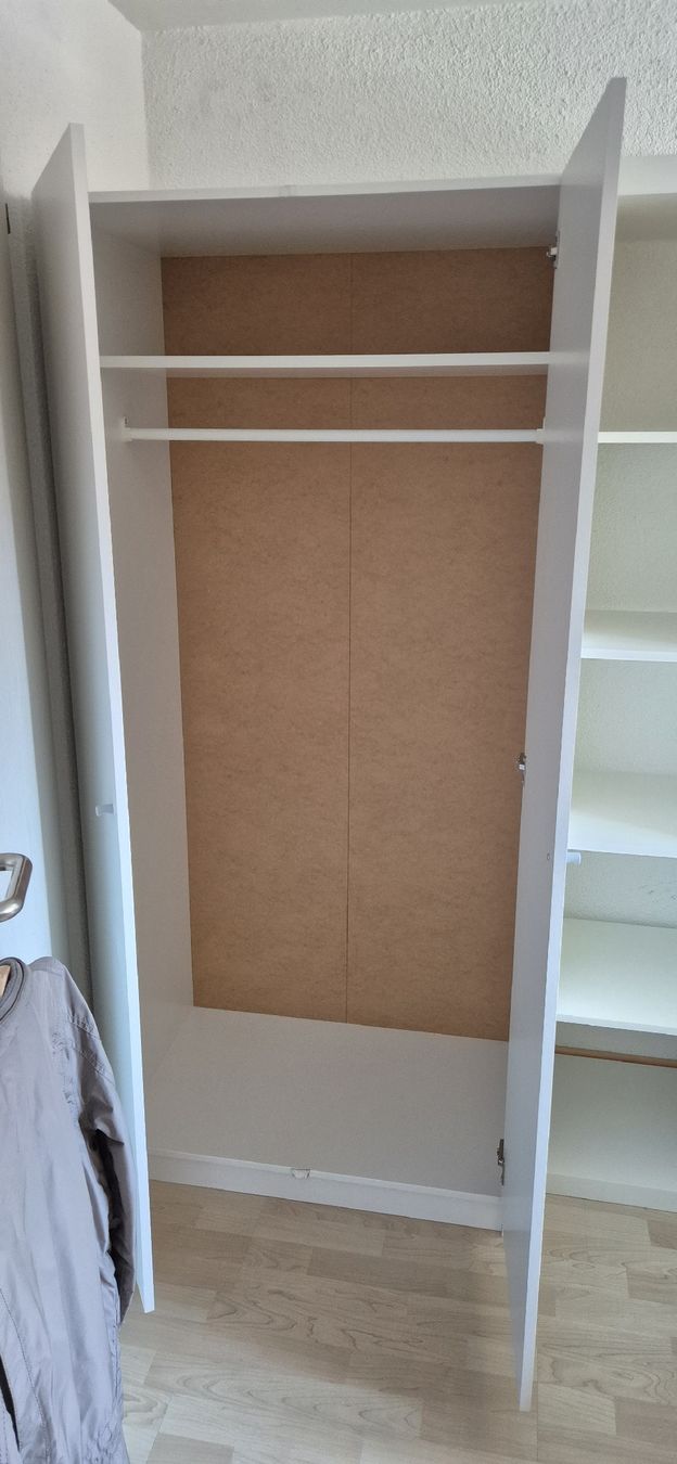 Schränke: günstiger Kleiderschrank – Gebraucht aus Ennetmoos von Negi5 1