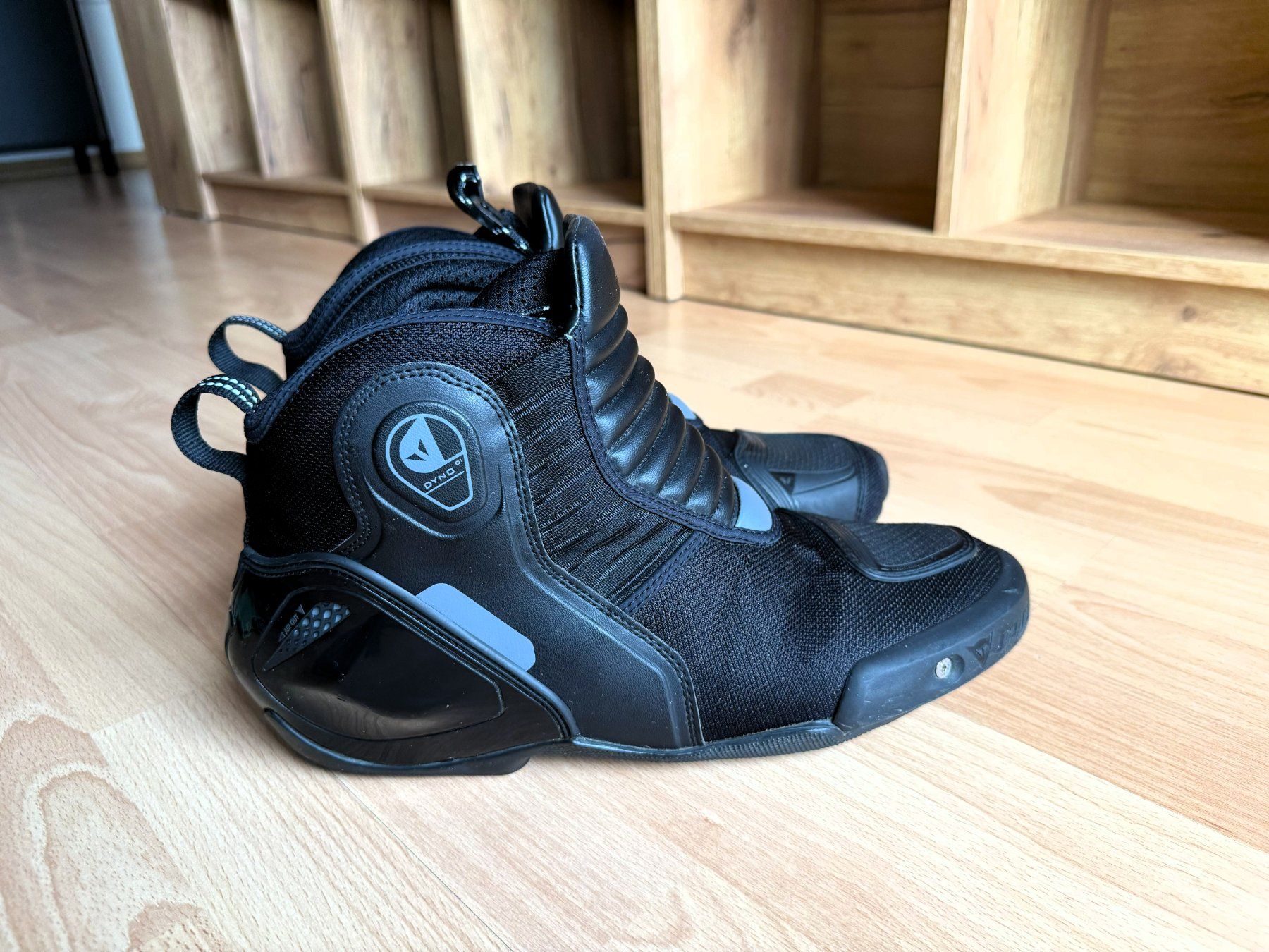 Dainese Herrenschuhe: Dainese Motorradstiefel GORE-TEX Gr.45 – Gebraucht aus Neftenbach von UPGREAT-IT