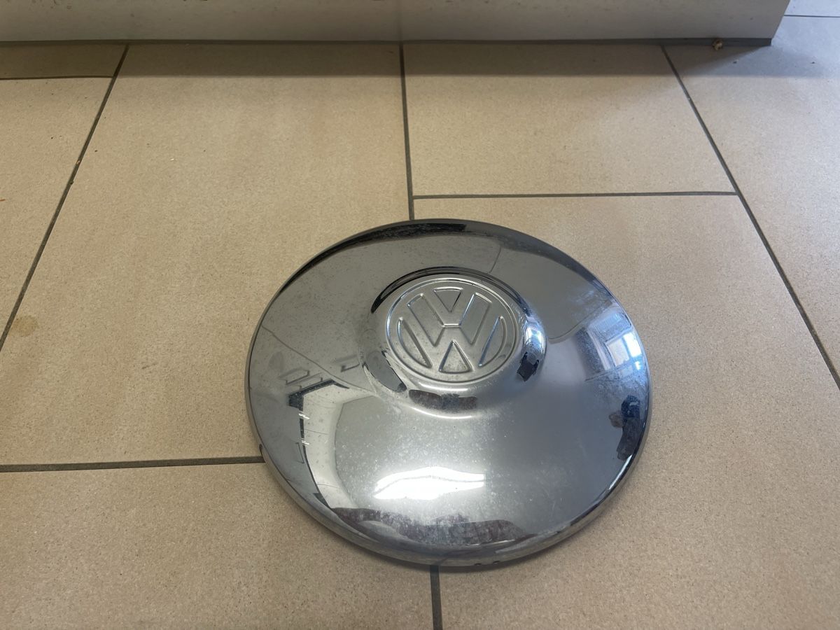 VW Autres accessoires p. véhicule: VW Käfer Radkappe  – D'occasion à Elsau par isidobrany09
