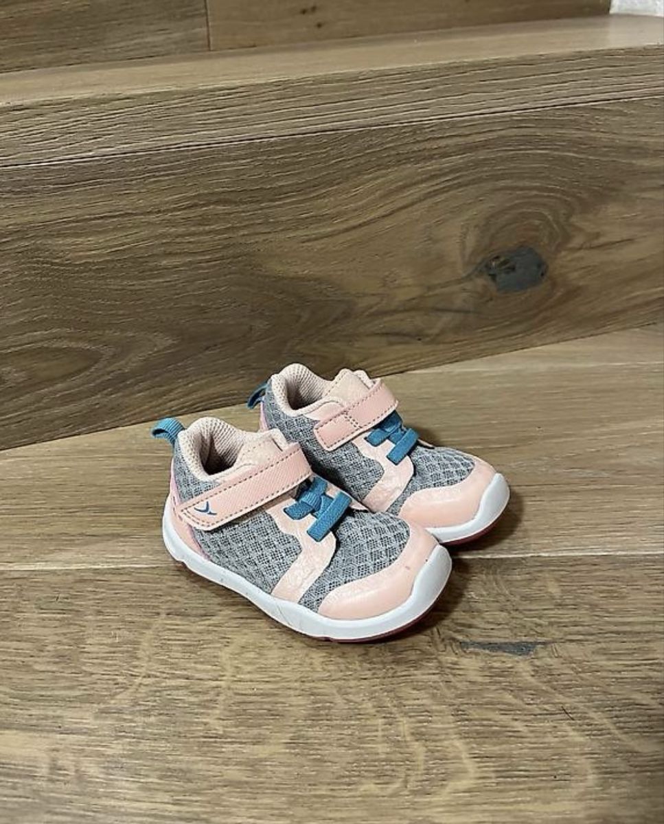 Decathlon Scarpe per ragazzi: Lauflernschuhe Gr. 20 NEU – Nuovo (secondo la descrizione) da Lotzwil venduto da iam_29f9