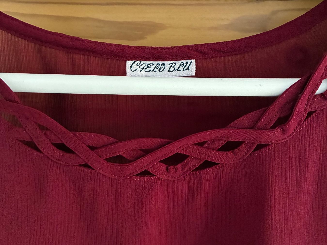 Top: Damen Top, 100% Seide, Weinrot Grösse S – Usato da Bättwil venduto da tre_tj9g 2