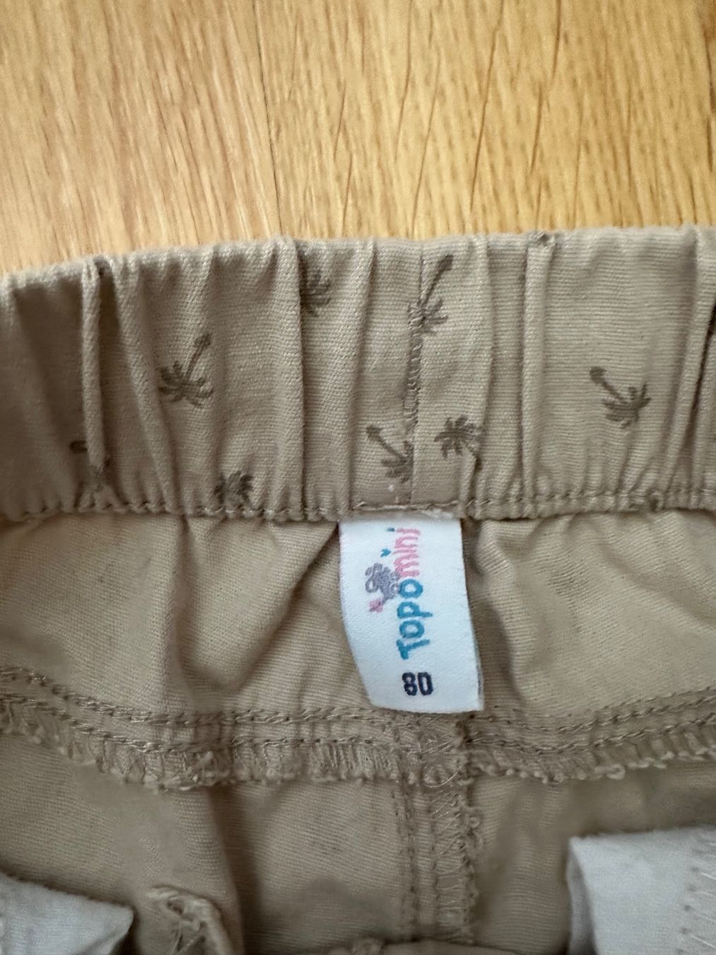 Pantaloni: Kurze Hose Gr. 80 Top Zustand – Nuovo (secondo la descrizione) da Unterägeri venduto da StefanGekko 1