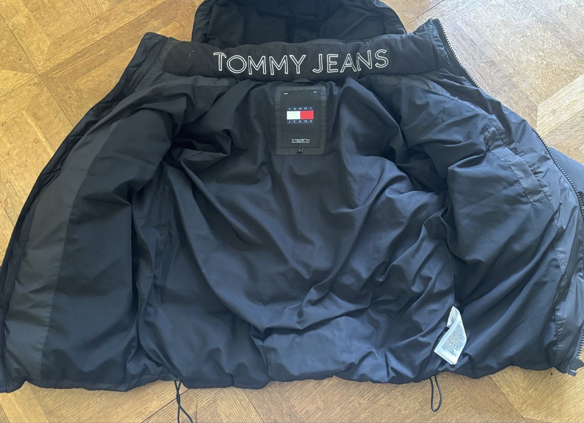 Tommy Hilfiger Giacche: Tommy Jeans Winterjacke – Usato da Winterthur venduto da Diwolf 2