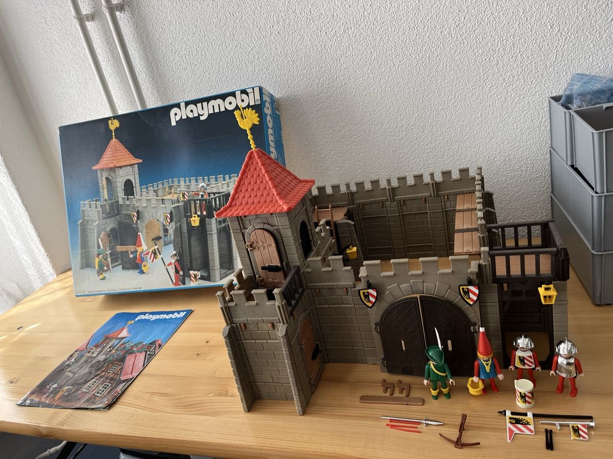 Playmobil Jouets: Playmobil 3446 Burg – D'occasion à Frauenfeld par adj04