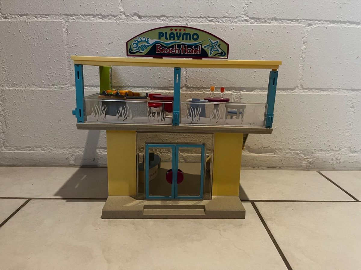 Playmobil Giocattoli: Playmobil hotel – Usato da Mettmenstetten venduto da sabi810