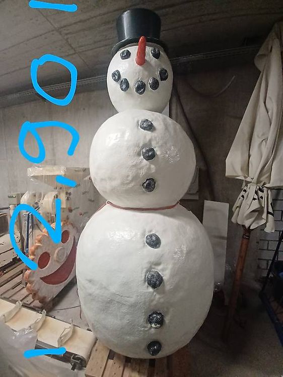 Tutte le decorazioni: XXL Deko Schneemann 2.90m für Weihnachten ⛄☃️❄ – Usato da Hinwil venduto da Finini