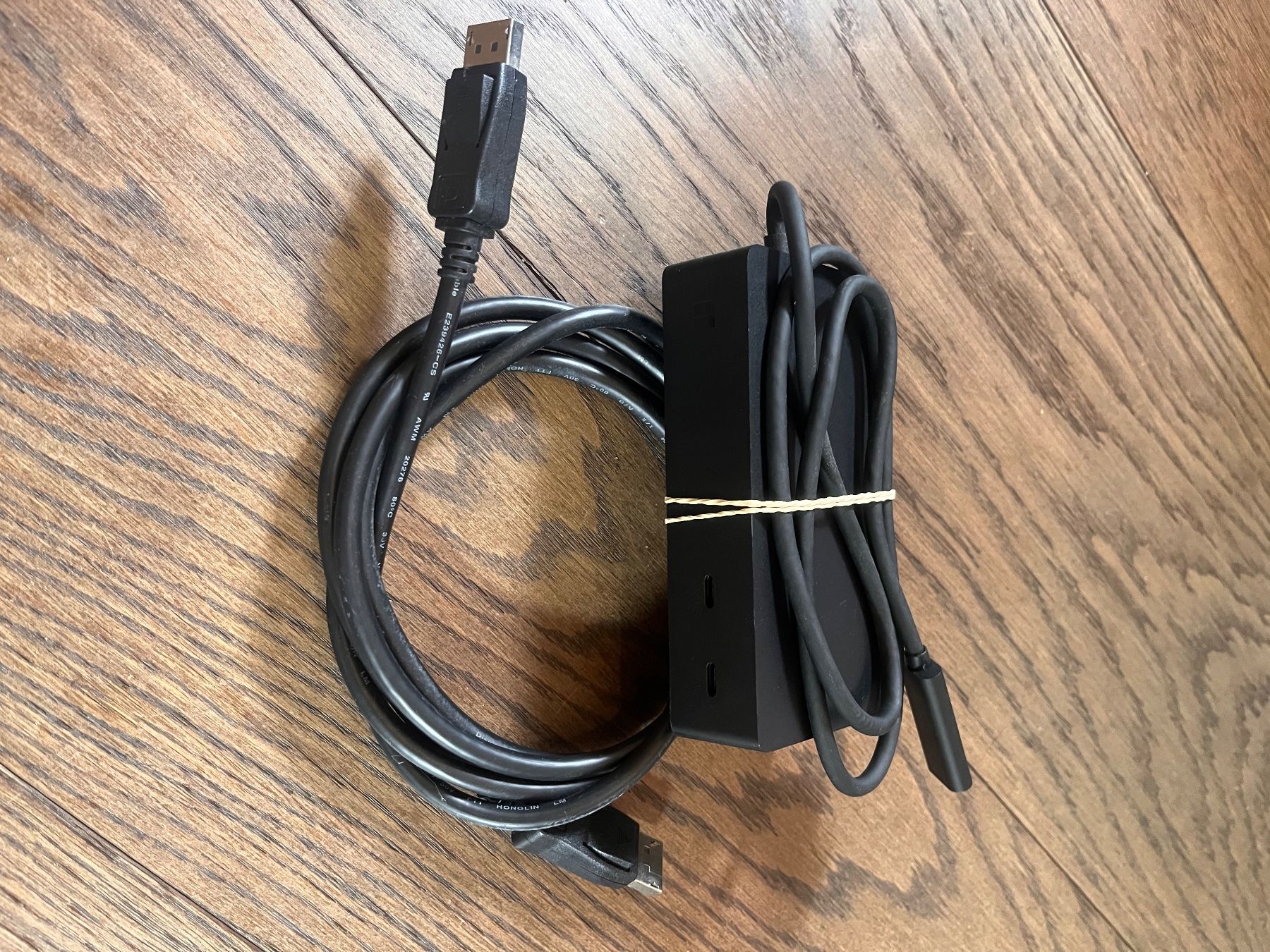 Microsoft Dockingstation: Microsoft Surface Dock 2 | Modell 1917 + Gratis DP Kabel – Neu (gemäss Beschreibung) aus Watt von Robin.z 1