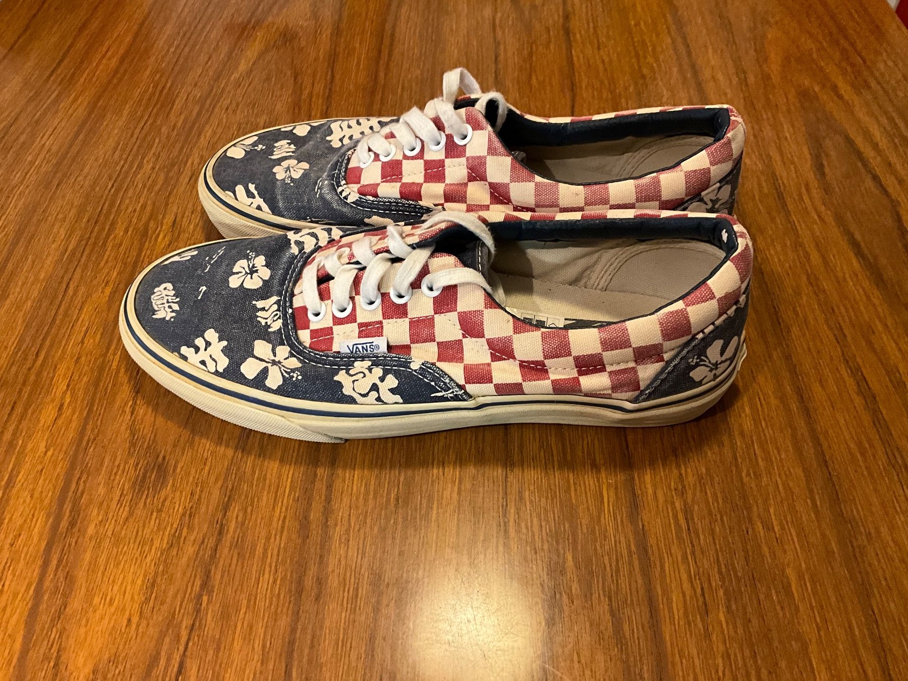 Vans Scarpe da uomo: Vans Special Edition, Men US 9 – Usato da Fribourg venduto da JohnZ89