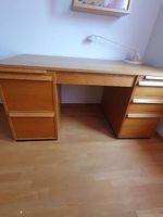 Büro Tisch
