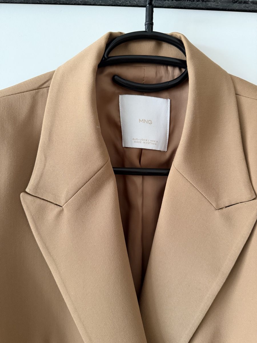 Mango Anzüge & Kostüme: Blazer Mango Camel Grösse M neuwertig – Gebraucht aus Bertschikon Gossau von chanty_7 2