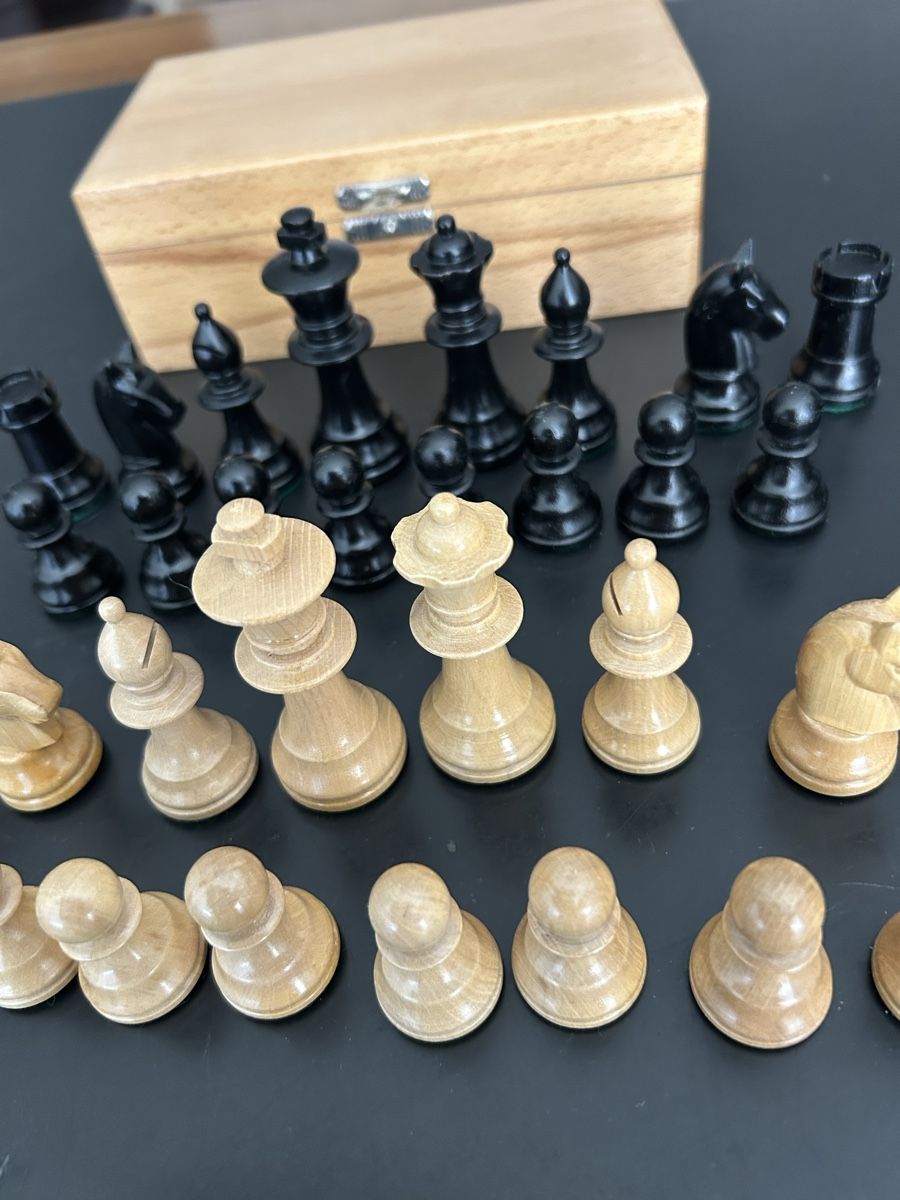 Spiele: Staunton Schachfiguren in Box – Gebraucht aus Zumikon von tuna007 2