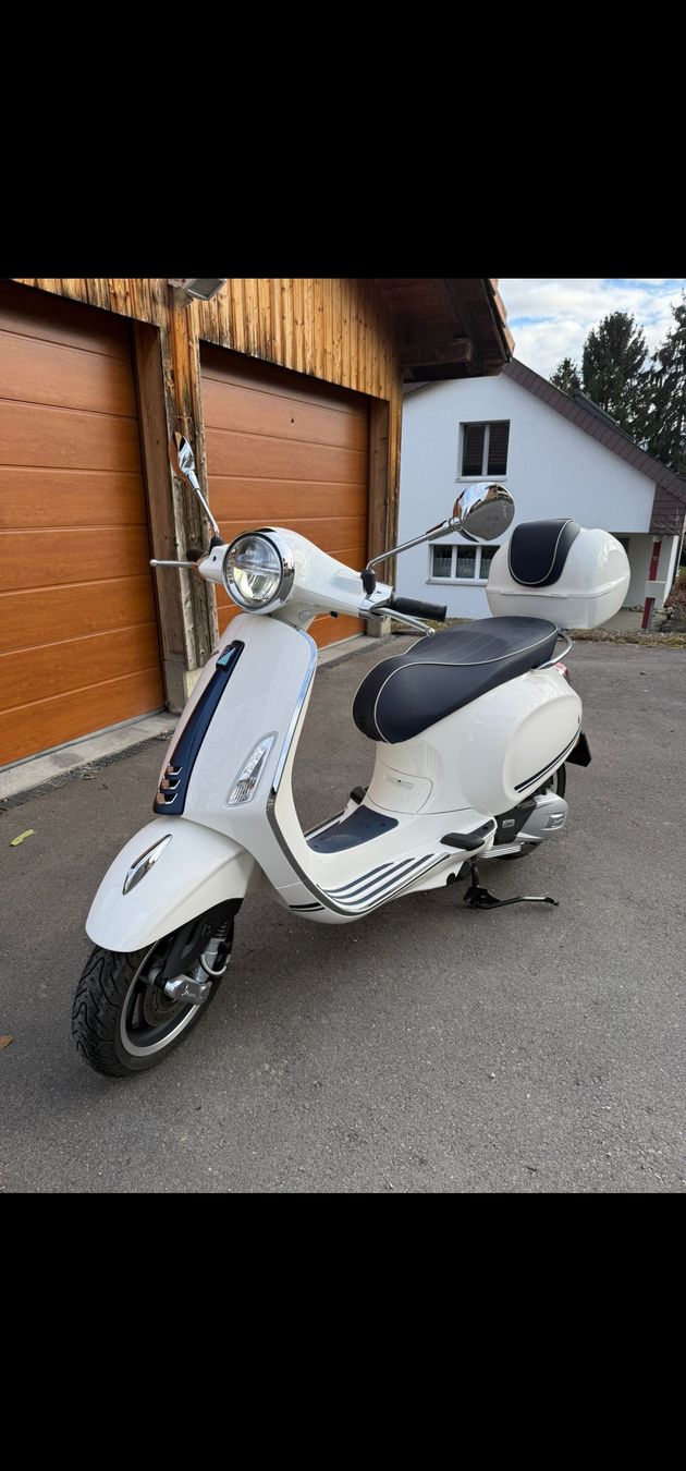 Piaggio Strada: Piaggio V. Prima 125 iGet Vespa – Usato da Bern venduto da Marcelk85