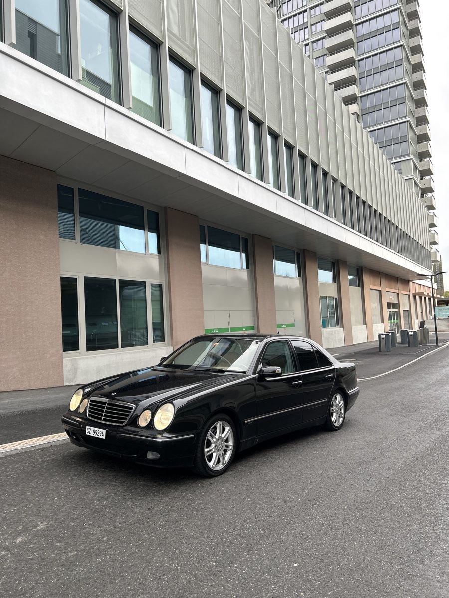 Mercedes-Benz Automobili: Mercedes E320 CDI W220 – Usato da Lachen SZ venduto da nk.sv 1
