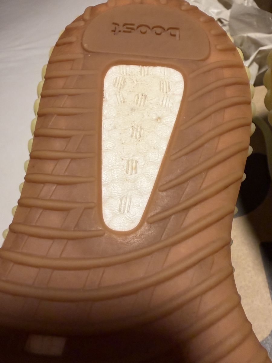Adidas Scarpe da donna: Yeezy 350 V2  – Usato da Amriswil venduto da diegofend 5