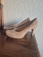 Escarpins unisa daim beige pointure 40
