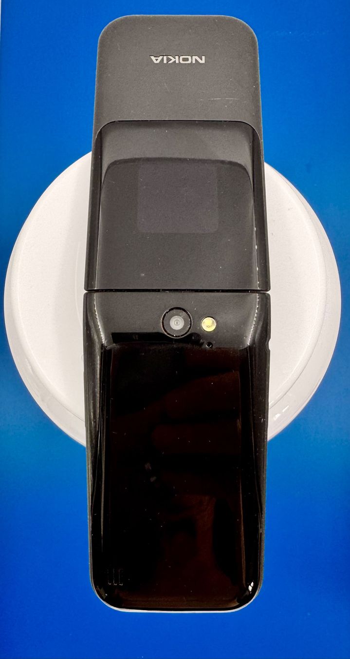 Nokia Handys / Smartphones: Nokia 2720 Flip 4G Mono SIM Swisscom SIM Lock – Gebraucht aus Hermetschwil-Staffeln von Mobile2013 8