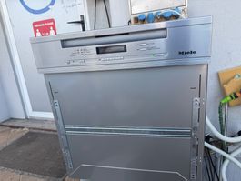 ab Service schöner Miele Geschirrspüler 60cm x ab 82cm 599,-