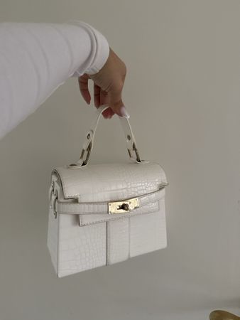 Handtasche weiss Krokodilleder Optik akzeptabler Zustand