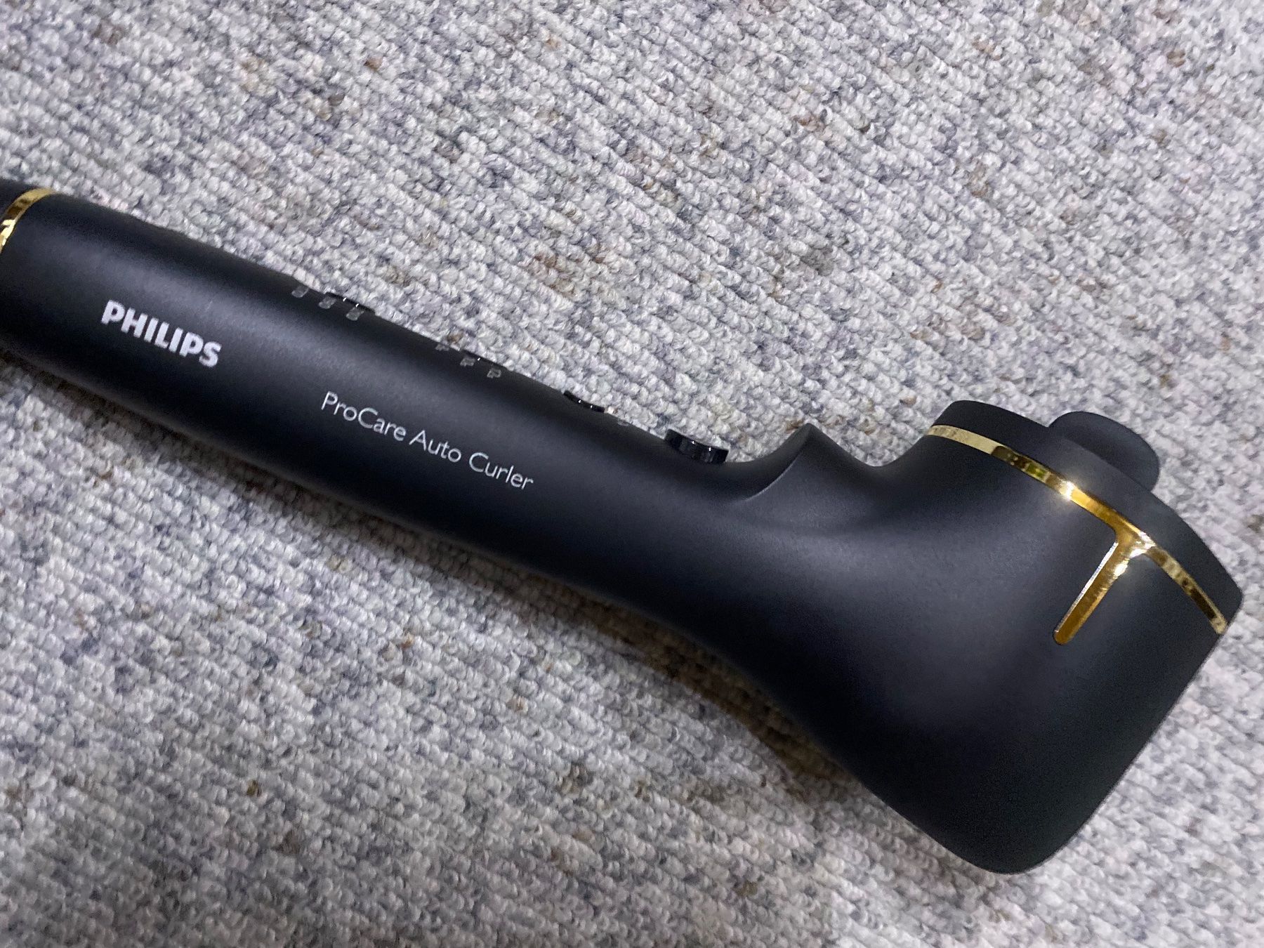 Philips Lockenstäbe & Haarglätter: Philips Pro Care Auto Curler (Lockenstab) – Gebraucht aus Appenzell von Sonnschein_