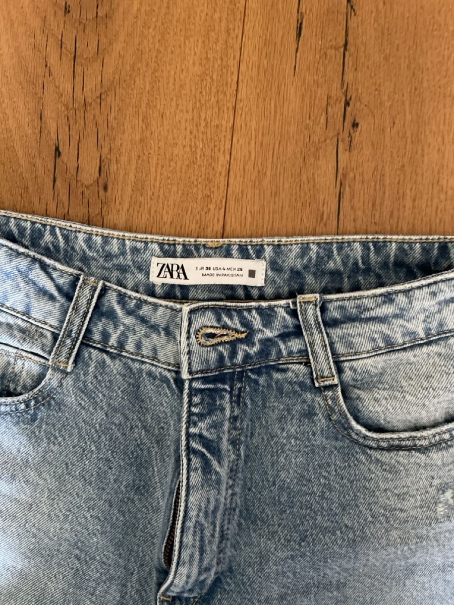 Zara Jeans: Zara Mom Jeans, Gr. 36, hellblau – Usato da Weinfelden venduto da aline.brc 2