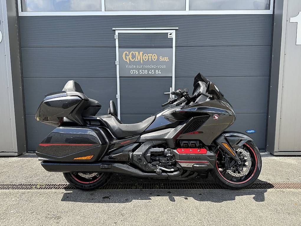 Honda Touring: Honda Goldwing GL1800 – Usato da Echallens venduto da HD90 1