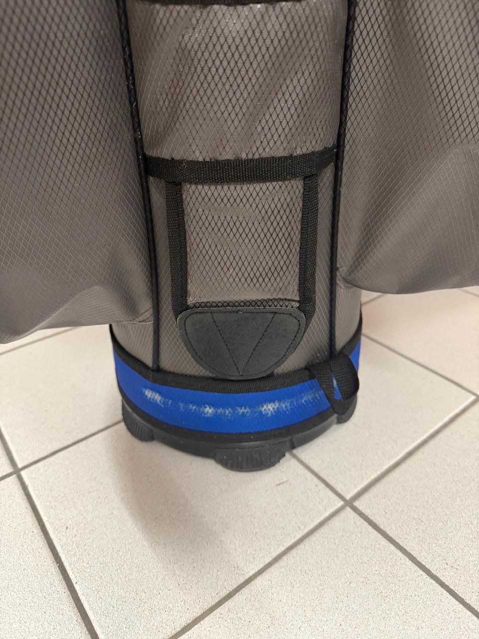 Trolley: Blau - grauer Golfbag – Usato da Schaan venduto da Hermine2018 3
