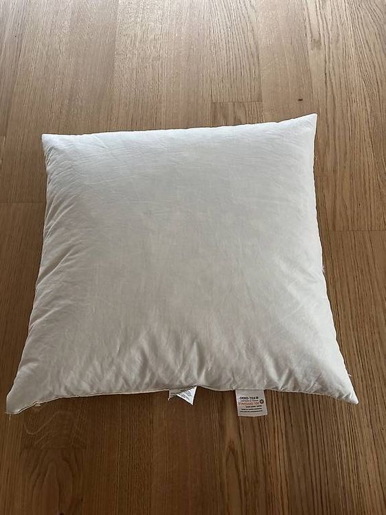 Kissen: Kopfkissen, 50x50cm – Gebraucht aus Ennetbaden von niolas_94 2