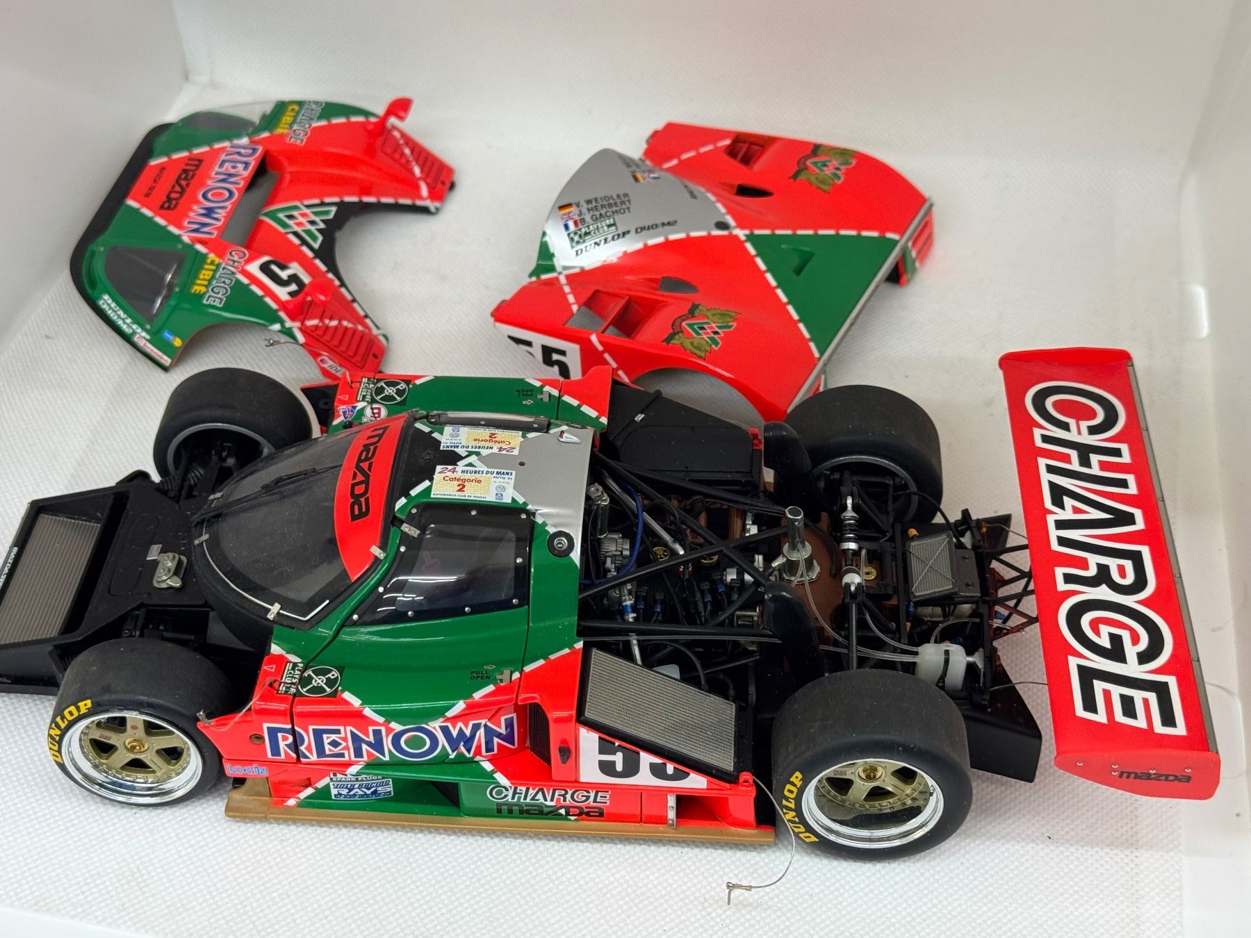 Autoart Modellautos: Mazda 787B Le Mans 1991 Autoart 1:18 – Gebraucht aus Luzern von  3