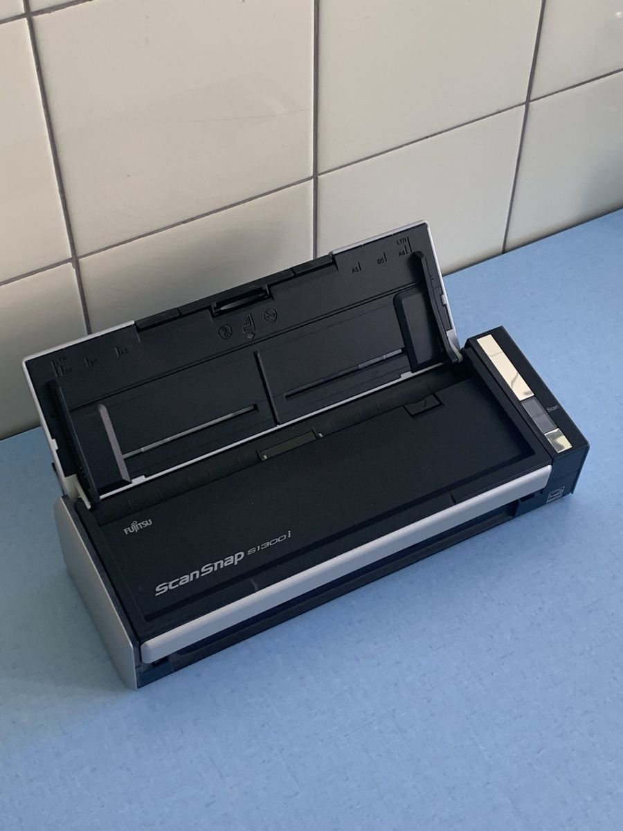 Fujitsu Scanner: Scanner documents Fujitsu ScanSnap S1300i - NEUF – Neu (gemäss Beschreibung) aus Lausanne von Xiaoxi 3