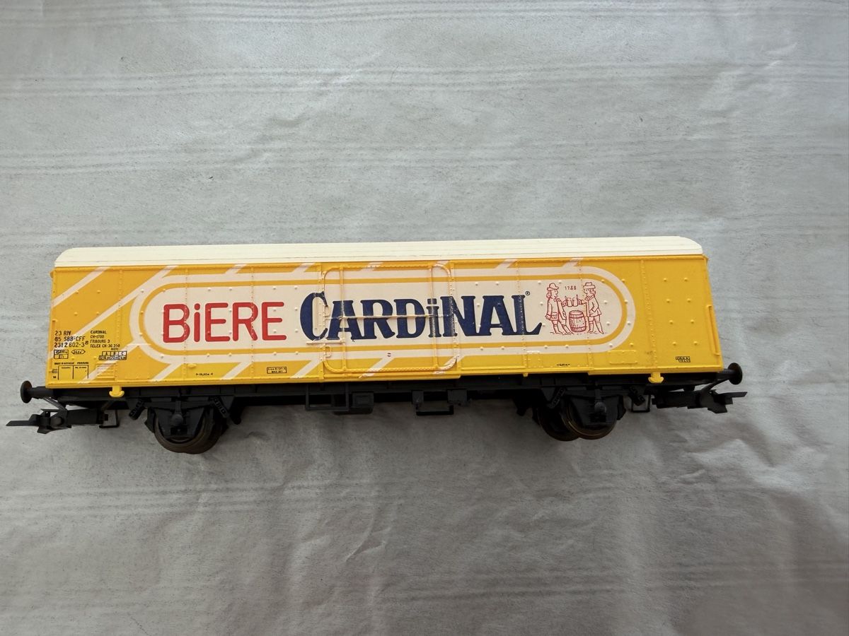 Lima Modellini di ferrovie: wagon réfrigérant CFF « Bière Cardinal  – Usato da Echallens venduto da JAR69