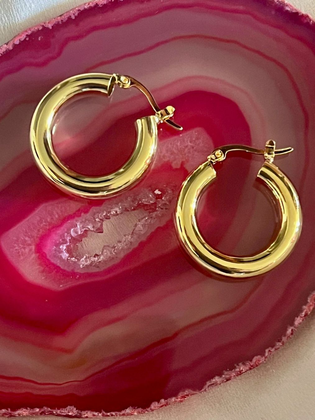 Orecchini pendenti & Orecchini a lobo: Créoles en argent doré - tampon 925 – Nuovo e nell'imballaggio originale da Thônex venduto da Swiss-Jewels 1
