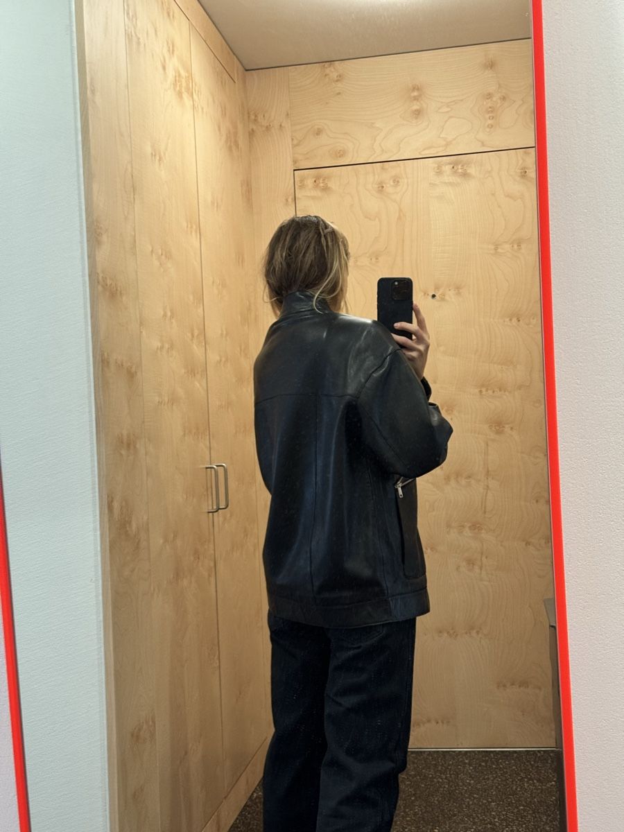 Massimo Dutti Jacken: Massimo dutti NAPPA LEATHER JACKET WITH POCKET DETAILS small – Gebraucht aus Zürich von gva_r9gs 2