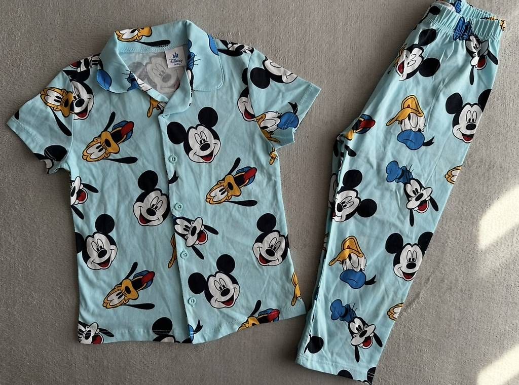 Lotti & Set di vestiti: Mickey Mouse Set / Gr. 98 (neu & gebraucht) – Nuovo (secondo la descrizione) da Wynau venduto da marif23 3