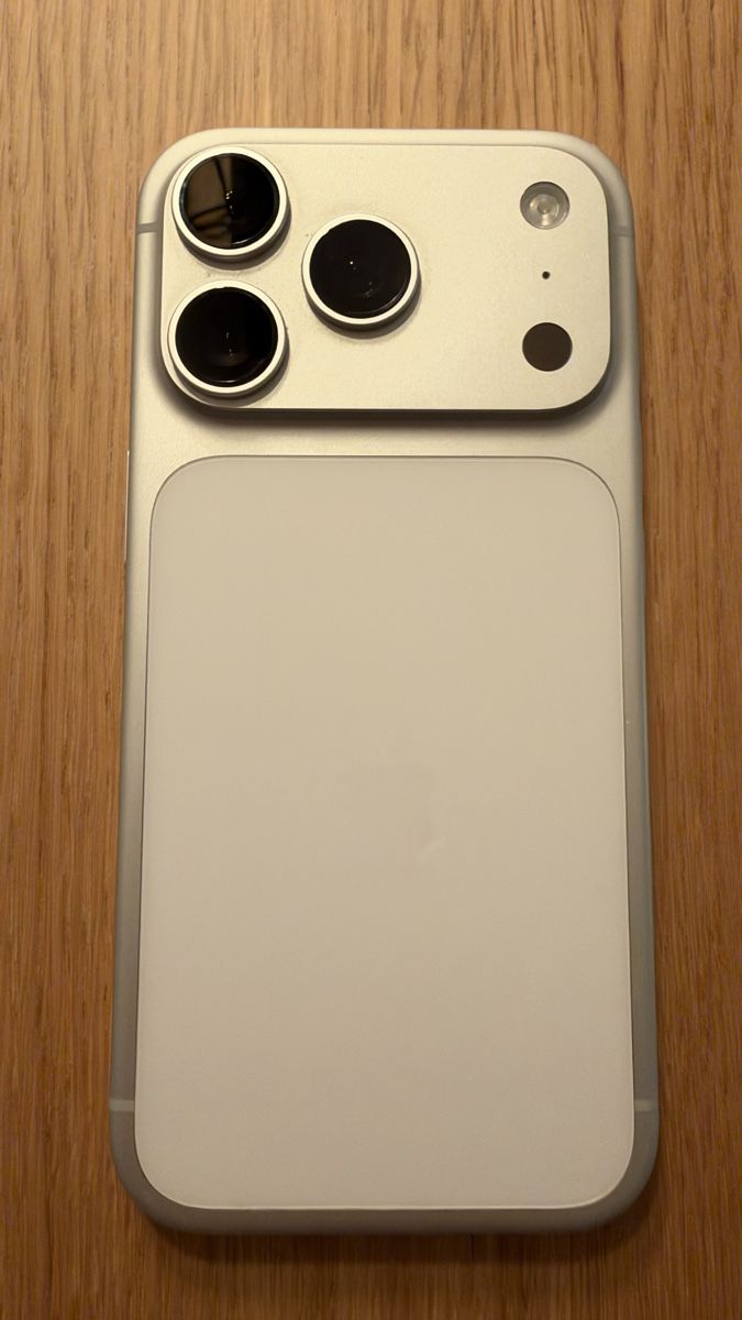 Apple Telefoni cellulari / Smartphones: Iphone 17Pro 256GB – Usato da Konolfingen venduto da RetSche79 2