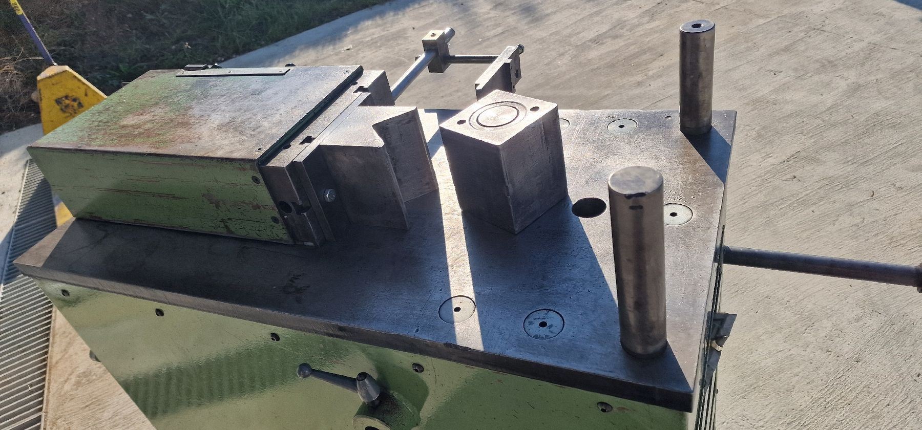 Tutte le macchine: Horizontale Biegemaschine Stierli Bieger – Usato da Emmenbrücke venduto da inf_l8yf 4