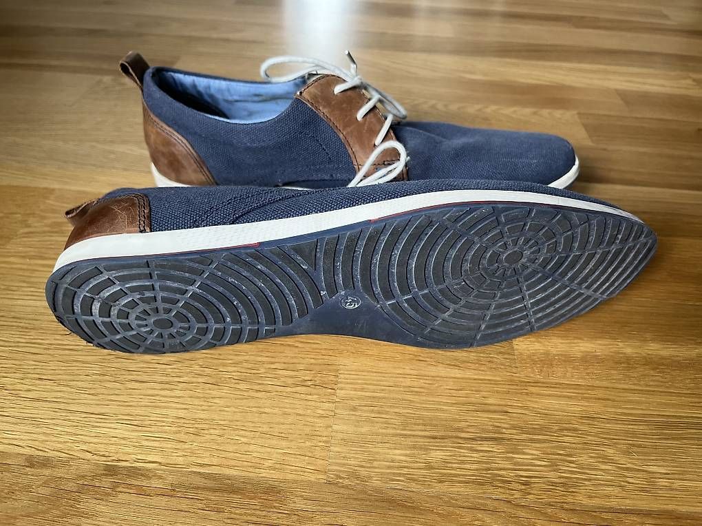 Scarpe da uomo: Herren-Schuhe dunkelblau Grösse 45 – Usato da Zürich venduto da sus_n9fj 2