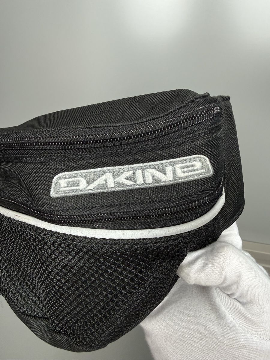 Dakine Taschen: Dakine waistbag – Gebraucht aus Lausanne von Unehistoiredesapes 1